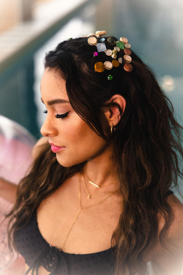 Delicate V Gold Set